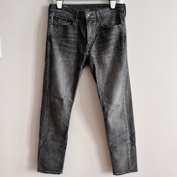 Levi’s Jeans - Picture 1 of 3